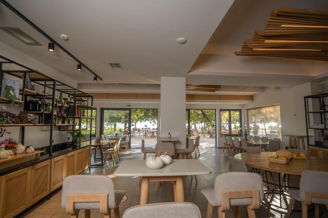 Zoe Seaside Resort เกียโลวา ภายนอก รูปภาพ