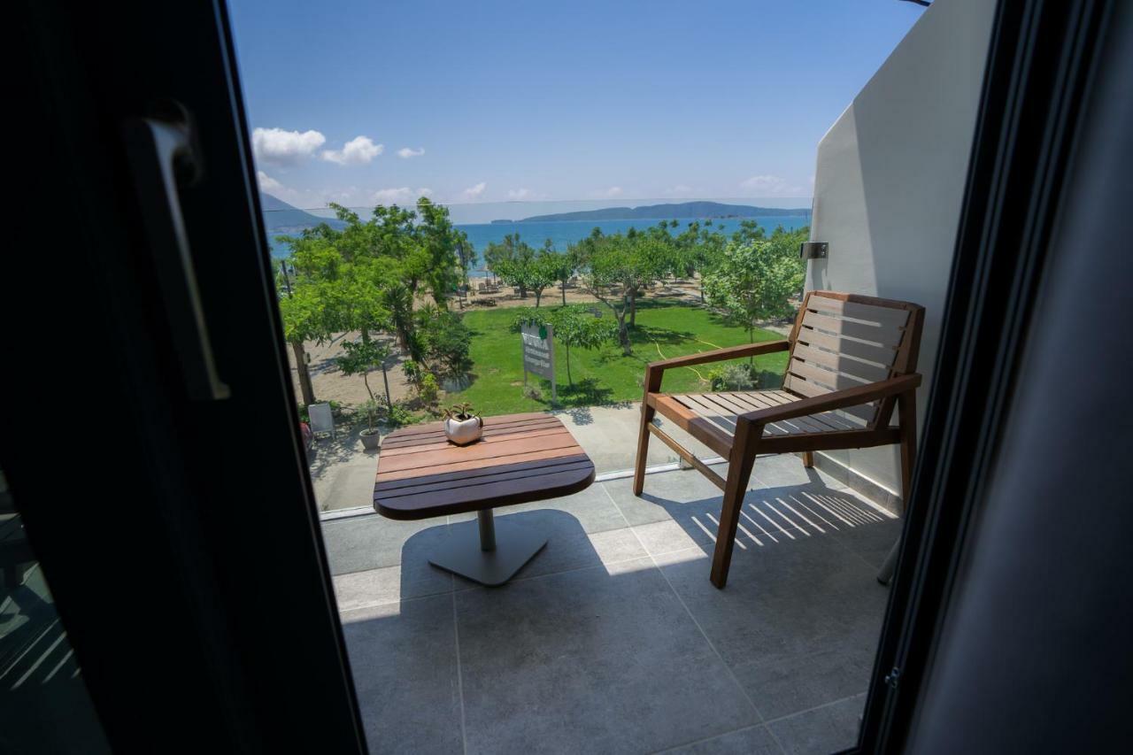 Zoe Seaside Resort เกียโลวา ภายนอก รูปภาพ